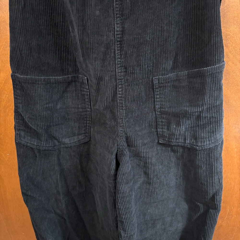 Urban Outfitters BDG Black Corduroy Overalls Wide Leg Jumpsuit Chore Pockets Y2K - Picture 9 of 15